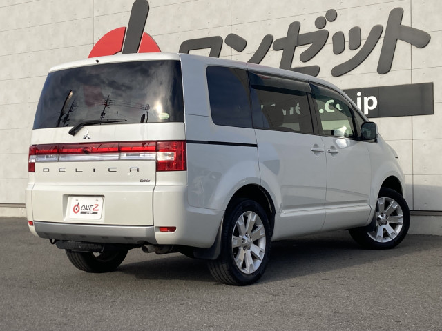 三菱 デリカD:5 2.2 D パワーパッケージ ディーゼルターボ 4WDの中古車