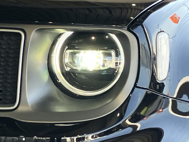 ジープ レネゲード リミテッドの中古車