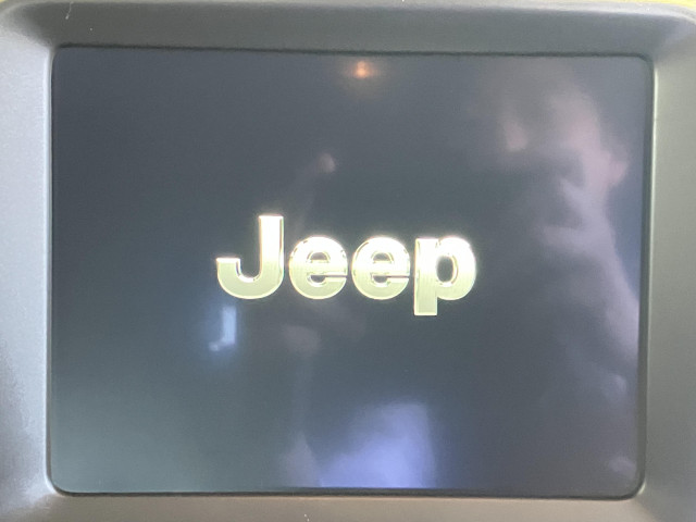 ジープ レネゲード リミテッドの中古車