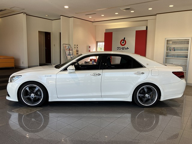 トヨタ クラウンアスリートハイブリッド ハイブリッド 2.5 Sの中古車
