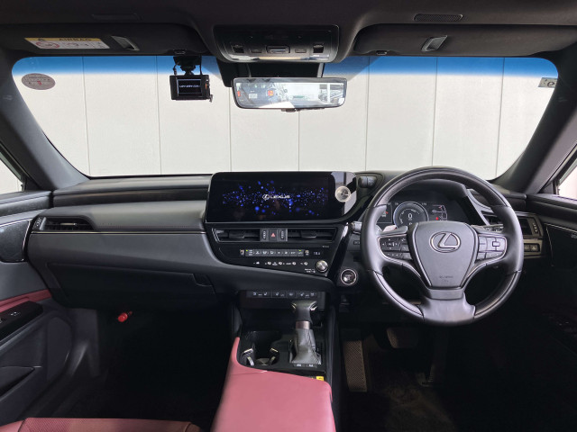 レクサス ES 300h グレイスフル エスコートの中古車