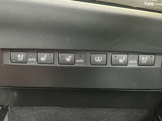 レクサス ES 300h グレイスフル エスコートの中古車
