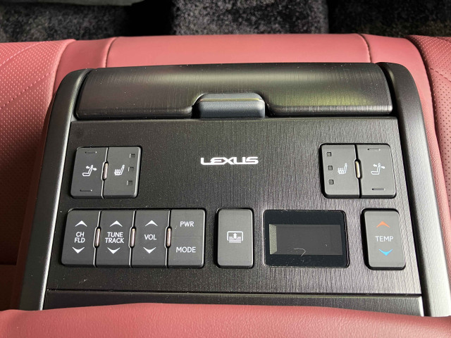レクサス ES 300h グレイスフル エスコートの中古車