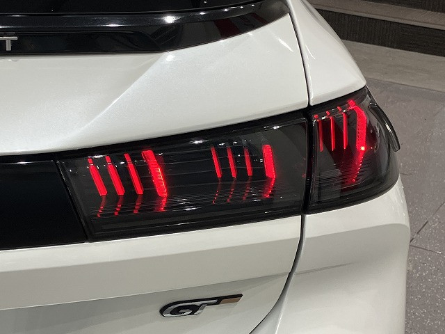 プジョー 508SW GT ブルーHDi ディーゼルターボの中古車