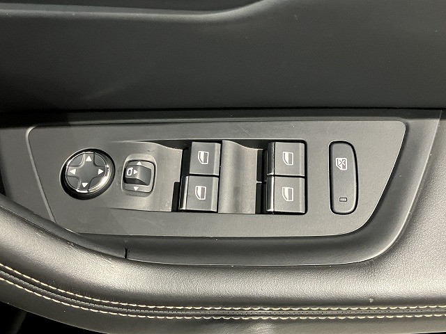 プジョー 508SW GT ブルーHDi ディーゼルターボの中古車