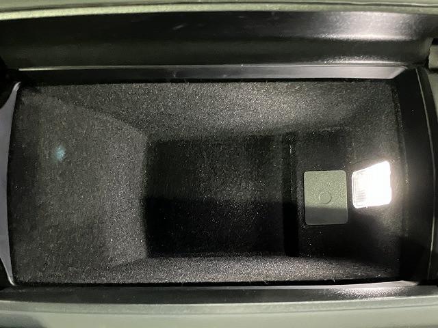 プジョー 508SW GT ブルーHDi ディーゼルターボの中古車