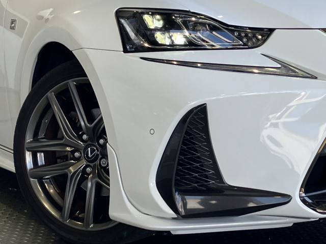 レクサス IS 300h Fスポーツの中古車