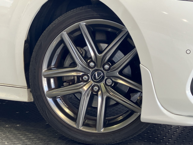 レクサス IS 300h Fスポーツの中古車