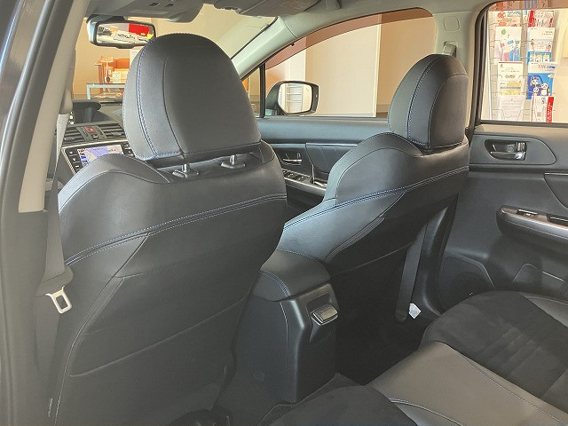 スバル レヴォーグ 2.0 GT-S アイサイト 4WDの中古車