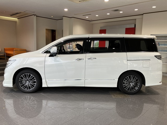 日産 エルグランド 2.5 250ハイウェイスターS アーバンクロムの中古車