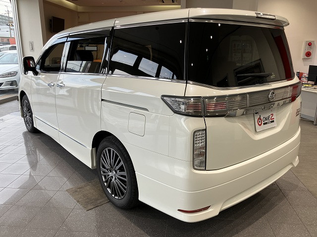 日産 エルグランド 2.5 250ハイウェイスターS アーバンクロムの中古車