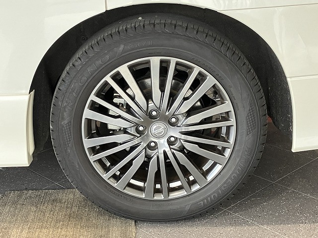 日産 エルグランド 2.5 250ハイウェイスターS アーバンクロムの中古車