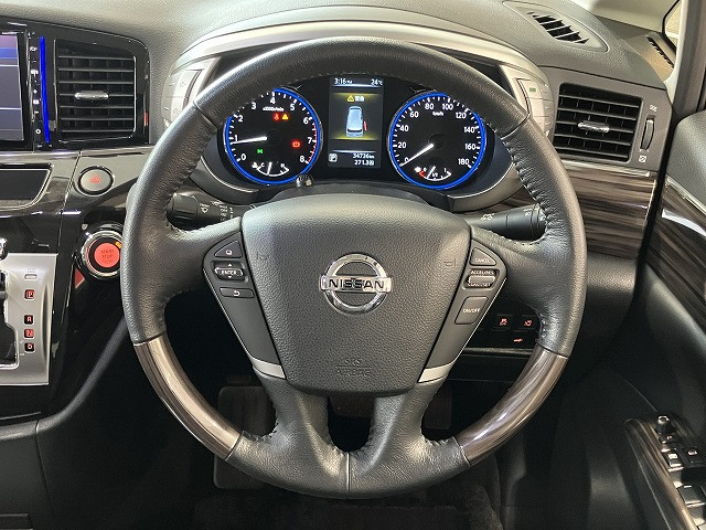 日産 エルグランド 2.5 250ハイウェイスターS アーバンクロムの中古車