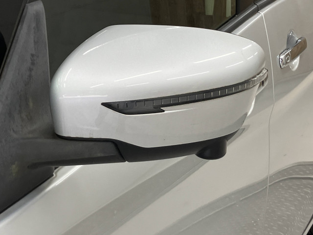 日産 セレナ 2.0 Sの中古車