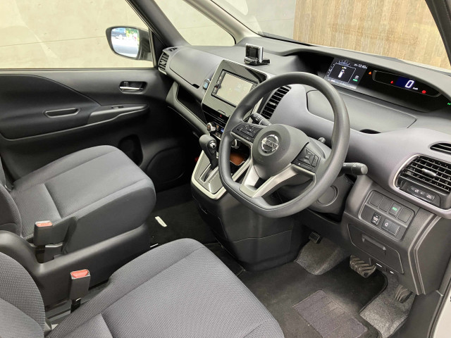日産 セレナ 2.0 Sの中古車