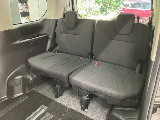 日産 セレナ 2.0 Sの中古車