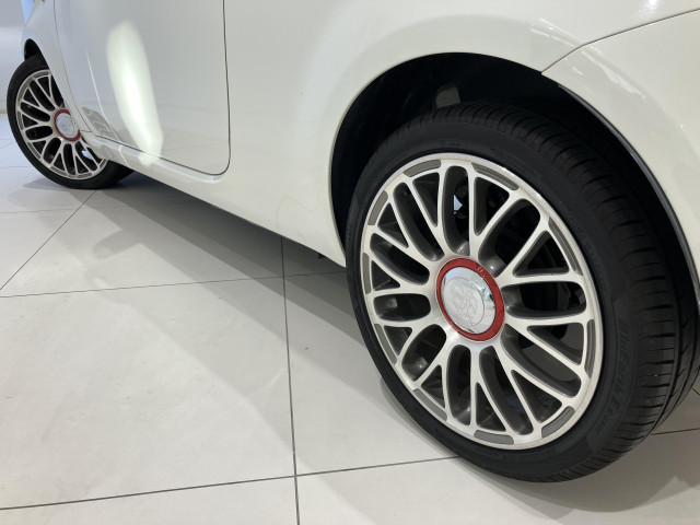 フィアット 500 ツインエア ポップの中古車