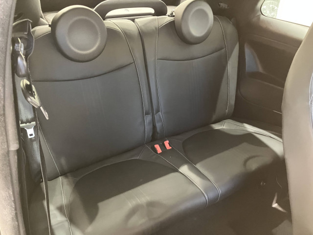 アバルト 595C ツーリズモの中古車