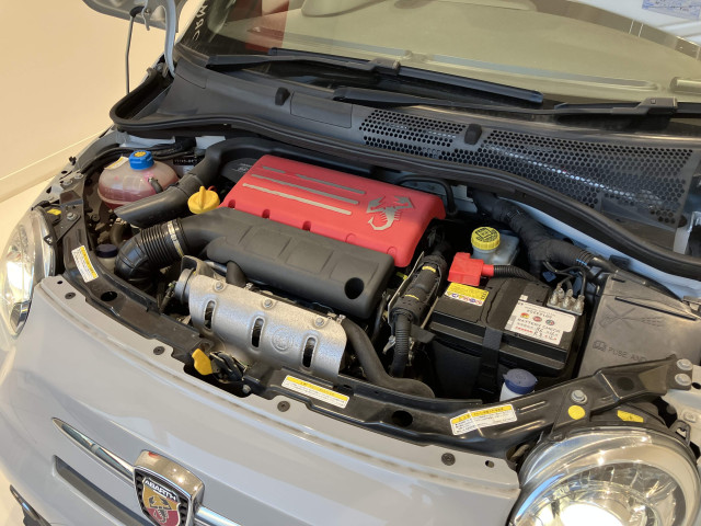 アバルト 595C ツーリズモの中古車