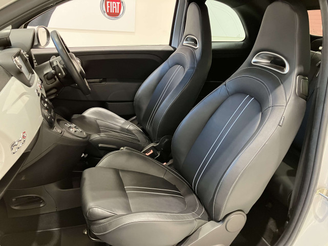 アバルト 595C ツーリズモの中古車