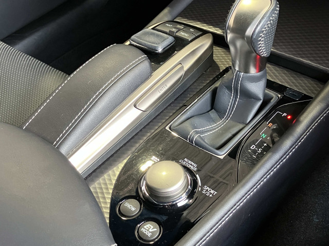 レクサス GS 300h Fスポーツの中古車