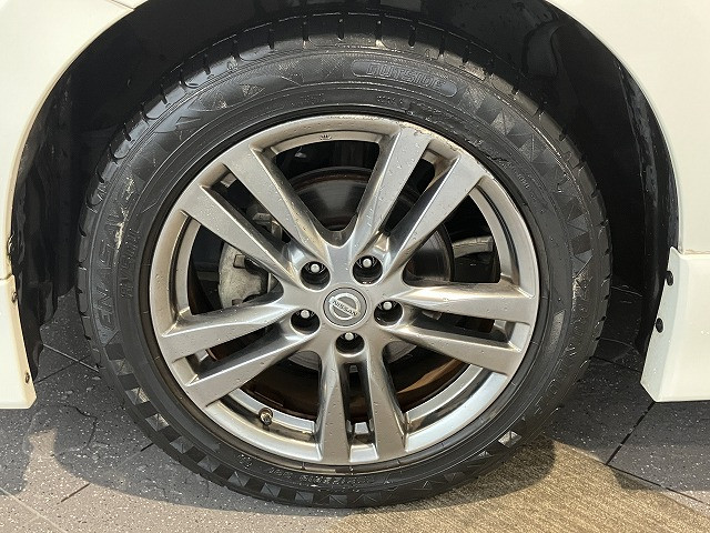 日産 エルグランド 2.5 250ハイウェイスターの中古車