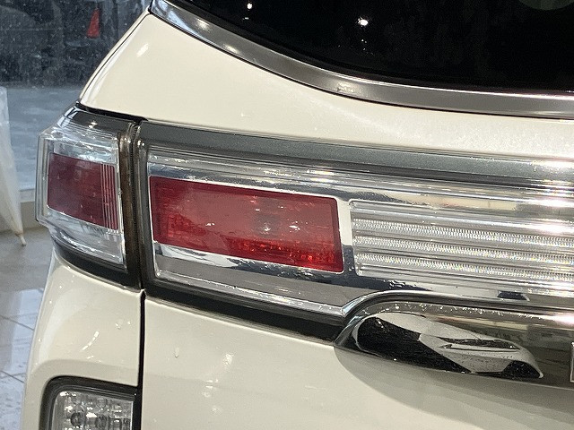 日産 エルグランド 2.5 250ハイウェイスターの中古車