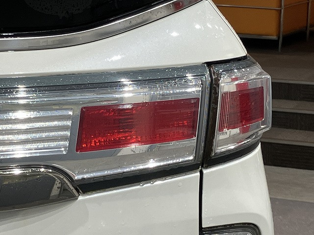 日産 エルグランド 2.5 250ハイウェイスターの中古車