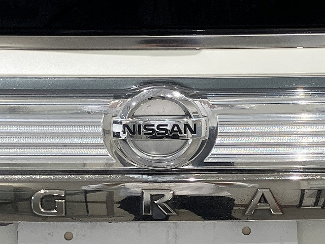 日産 エルグランド 2.5 250ハイウェイスターの中古車