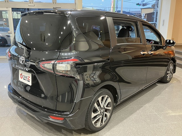 トヨタ シエンタ 1.5 G クエロの中古車
