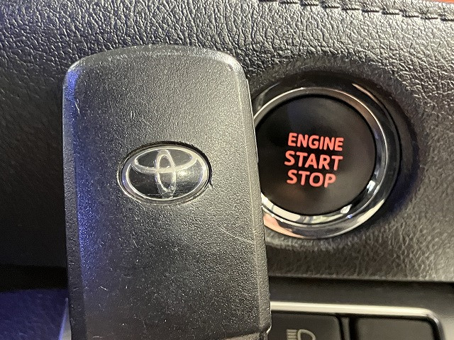 トヨタ シエンタ 1.5 G クエロの中古車