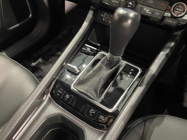 ジープ コンパス ロンジチュード 4WDの中古車
