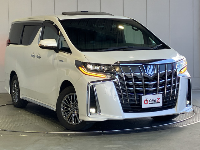 トヨタ アルファード ハイブリッド 2.5 エグゼクティブ ラウンジ S E-Four 4WDの中古車