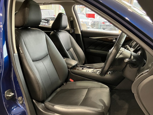 日産 スカイライン 3.5 ハイブリッド GT タイプPの中古車