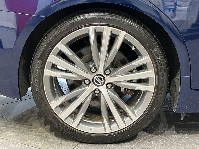 日産 スカイライン 3.5 ハイブリッド GT タイプPの中古車