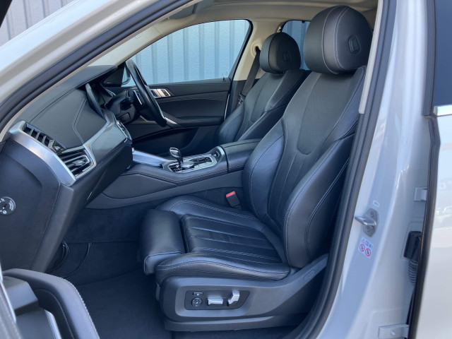 BMW X6 35dの中古車
