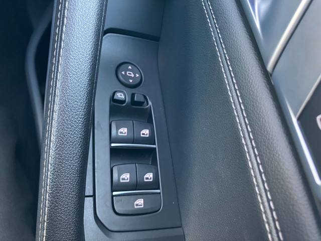 BMW X6 35dの中古車