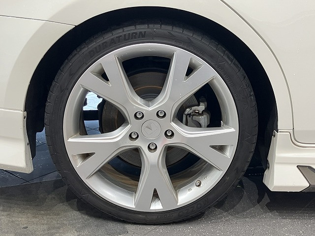 トヨタ クラウン ハイブリッド 3.5 RS アドバンスの中古車