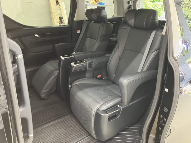 トヨタ アルファード 2.5 S Cパッケージの中古車