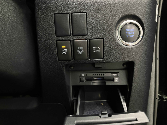 トヨタ アルファード 2.5 S Cパッケージの中古車