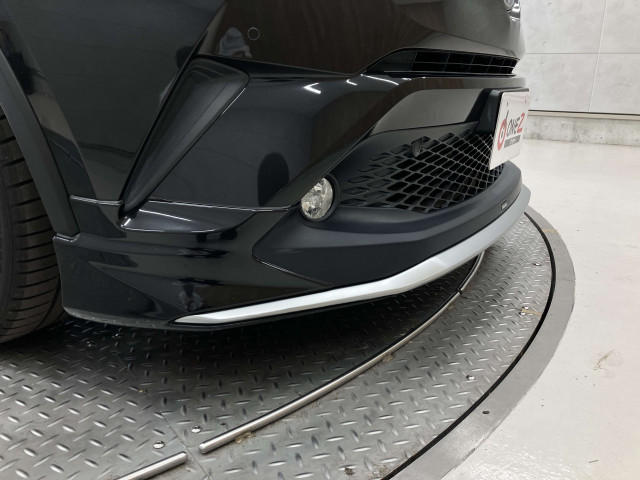 トヨタ C-HR ハイブリッド 1.8 Gの中古車