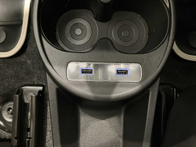 フィアット 500C ドルチェヴィータの中古車