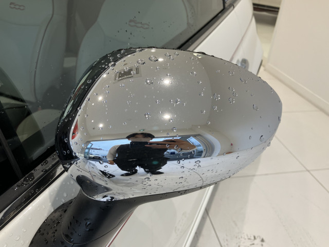 フィアット 500C ドルチェヴィータの中古車