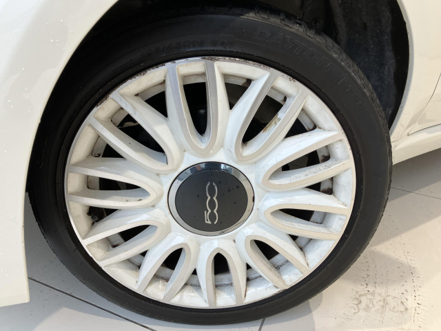 フィアット 500C ドルチェヴィータの中古車