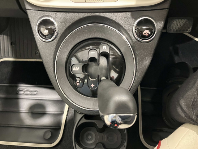 フィアット 500C ドルチェヴィータの中古車