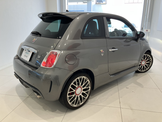 アバルト 595 ツーリズモの中古車