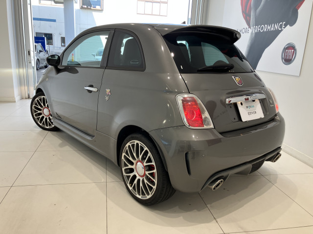 アバルト 595 ツーリズモの中古車