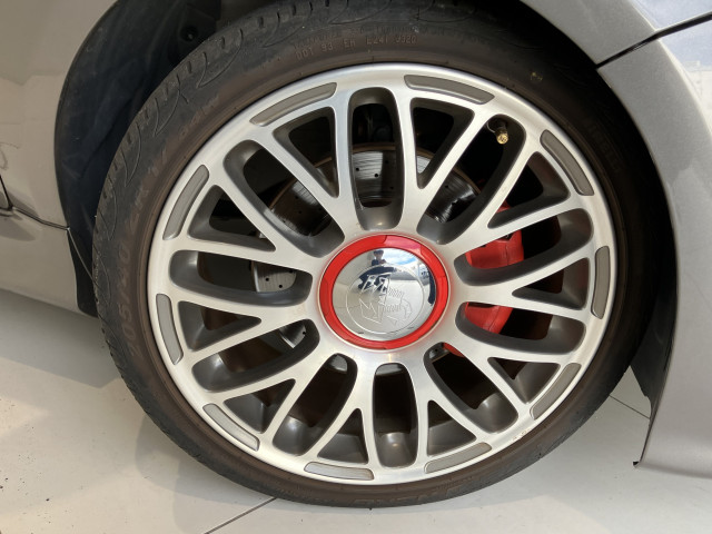アバルト 595 ツーリズモの中古車