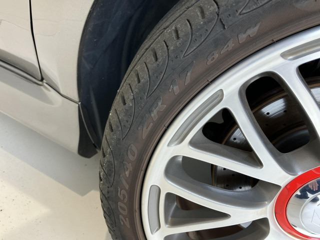 アバルト 595 ツーリズモの中古車
