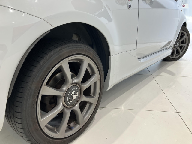 アバルト 595 1.4の中古車